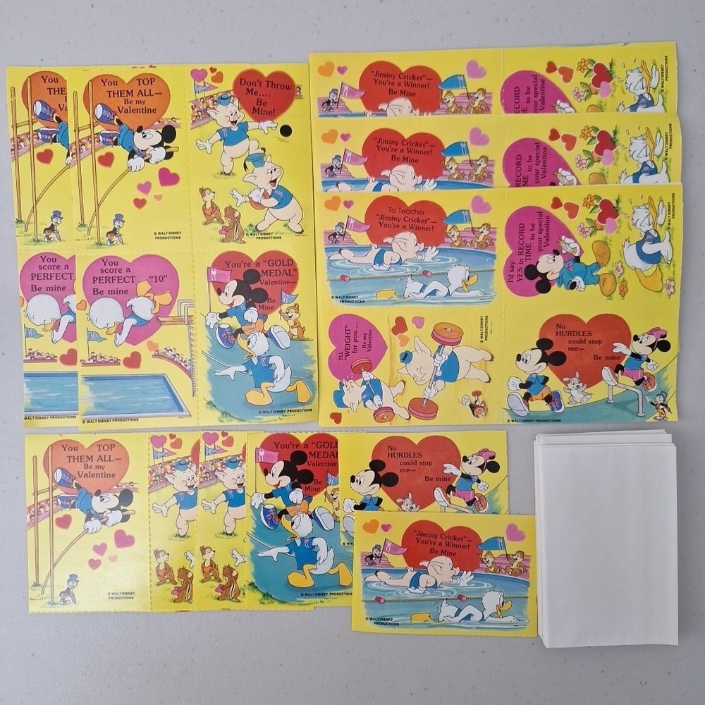 1978 Vintage Disney‎ Mickey Valentines Cards 26 Cards and Envelopes NEW RARE